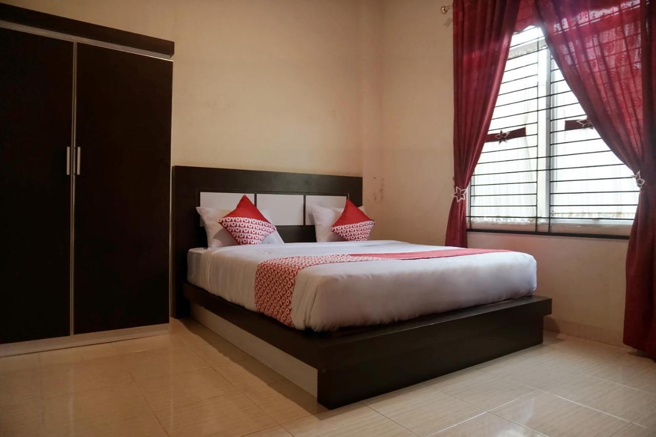Oyo 1394 Rumaisa Homestay Syariah Pekanbaru Eksteriør bilde