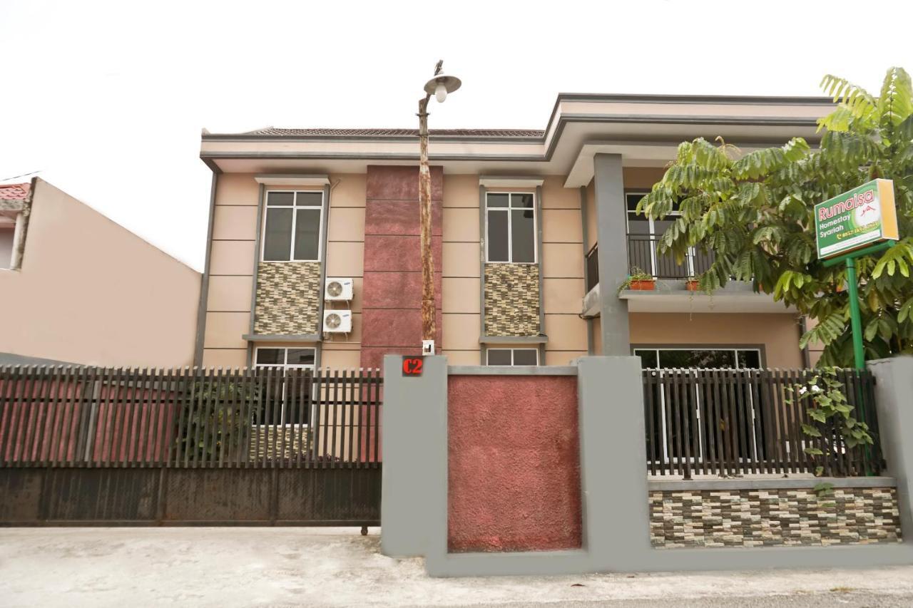 Oyo 1394 Rumaisa Homestay Syariah Pekanbaru Eksteriør bilde