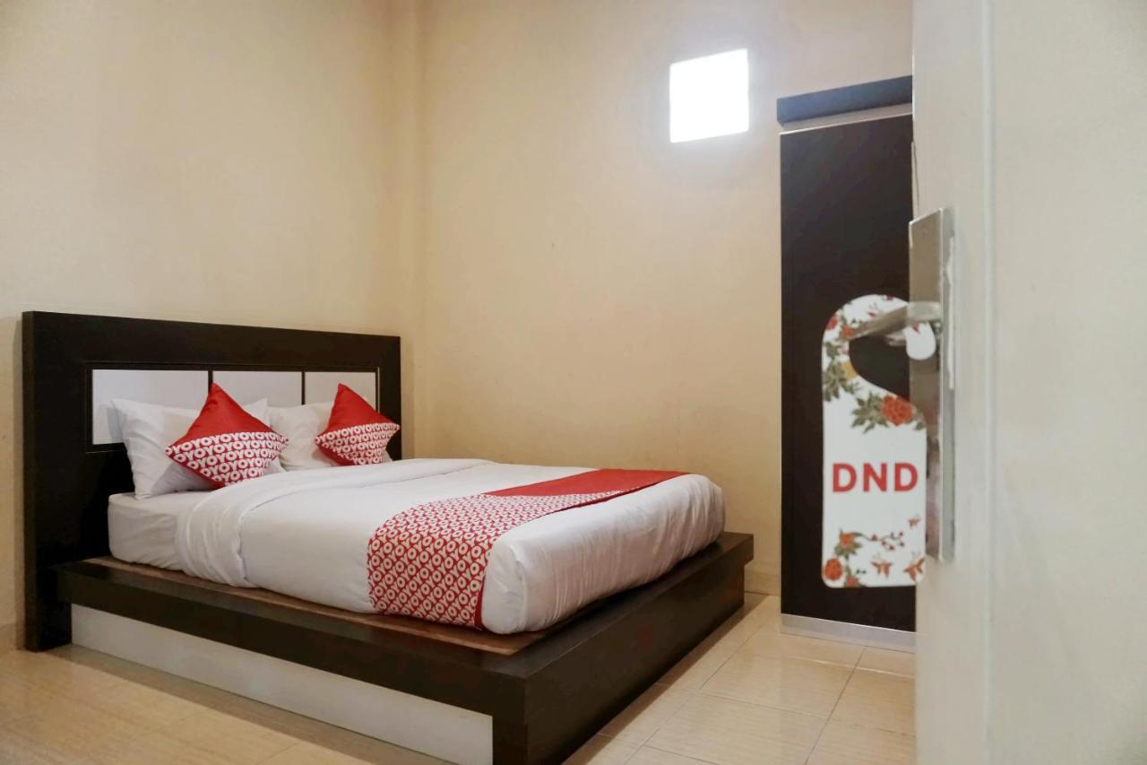Oyo 1394 Rumaisa Homestay Syariah Pekanbaru Eksteriør bilde