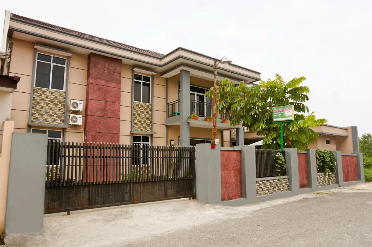 Oyo 1394 Rumaisa Homestay Syariah Pekanbaru Eksteriør bilde